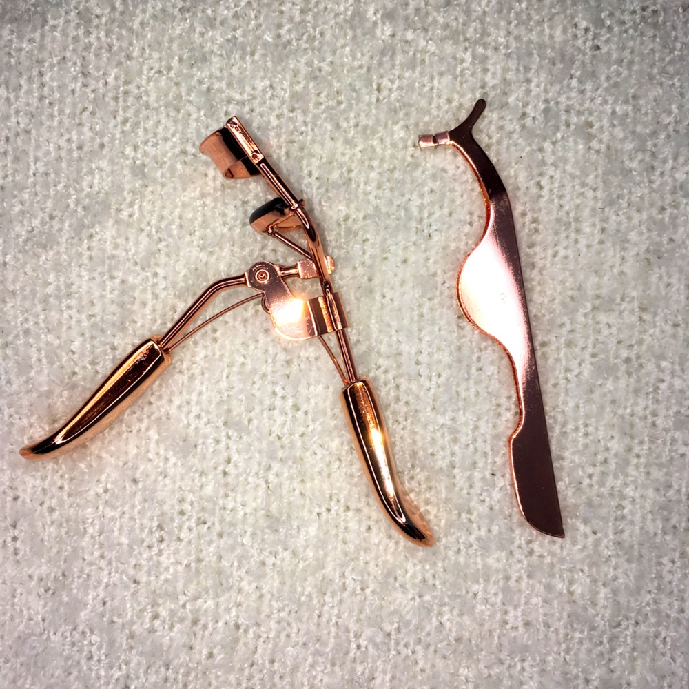 Rose gold tool bundle, eyelash curler & applicator